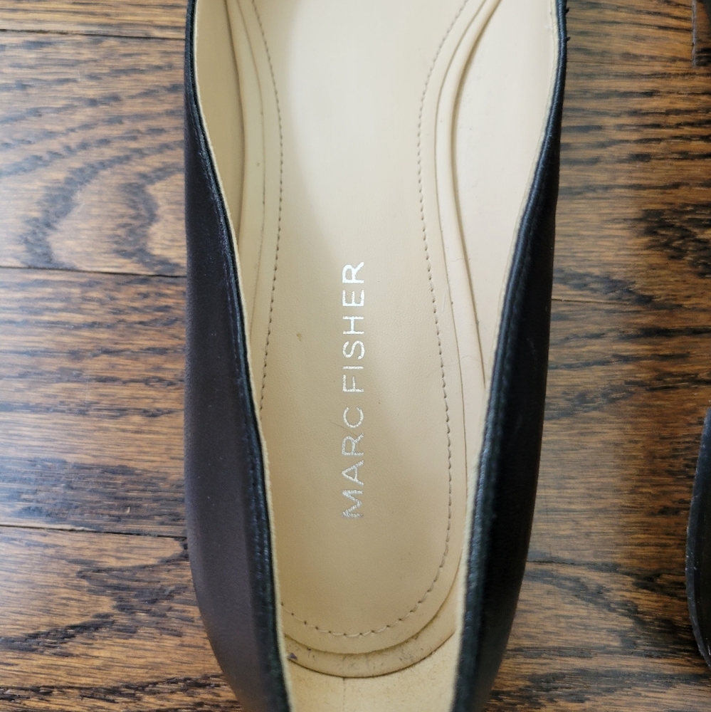 🍒 Marc Fisher Black Pointed Flats - Picture 2 of 7
